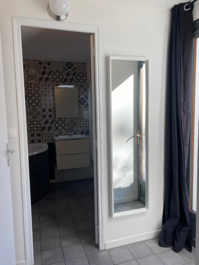 Grand Studio De 38M2 Et Cour Independante De 25M2 Dont Wifi Et Netflix Lägenhet Montpellier Exteriör bild