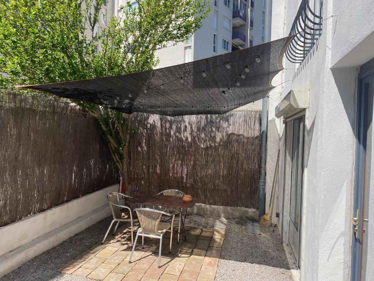Grand Studio De 38M2 Et Cour Independante De 25M2 Dont Wifi Et Netflix Lägenhet Montpellier Exteriör bild